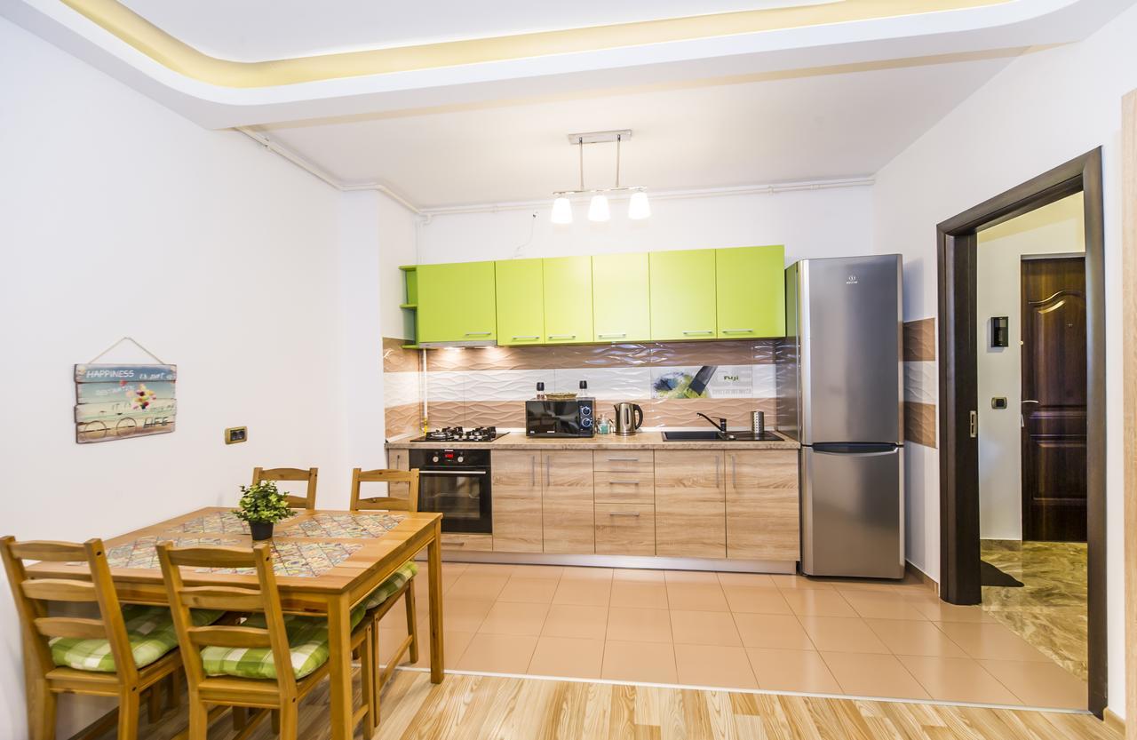 ISARAN Grand Studios Braşov Esterno foto